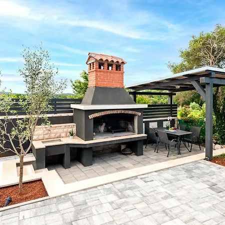 Σπίτι διακοπών House Sandi