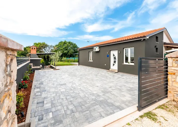 House Sandi